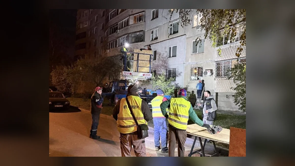 У Харкові за тиждень відремонтували 16 покрівель та 20 вхідних груп